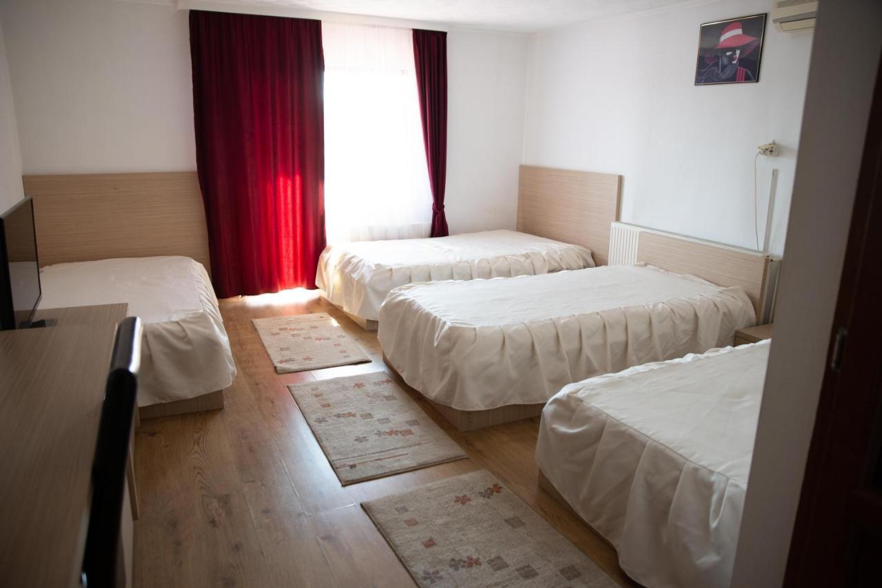 Motel Moara Veche Săcălăşeni Dış mekan fotoğraf