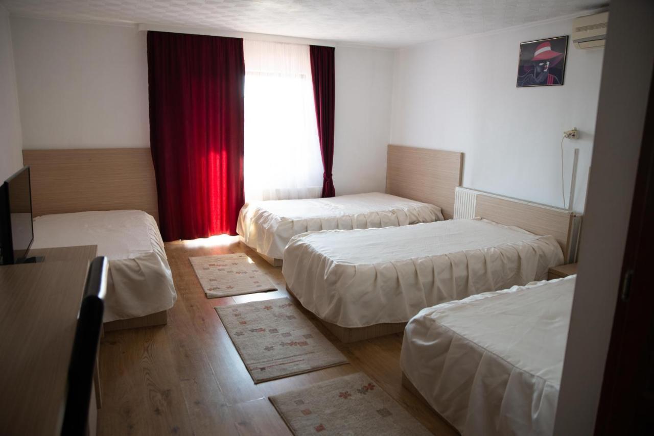 Motel Moara Veche Săcălăşeni Dış mekan fotoğraf