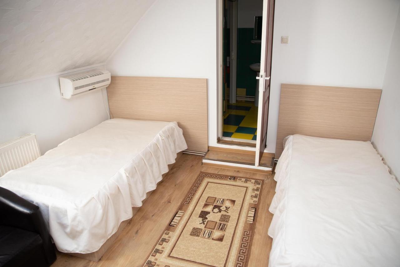 Motel Moara Veche Săcălăşeni Dış mekan fotoğraf