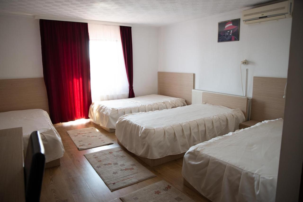 Motel Moara Veche Săcălăşeni Dış mekan fotoğraf