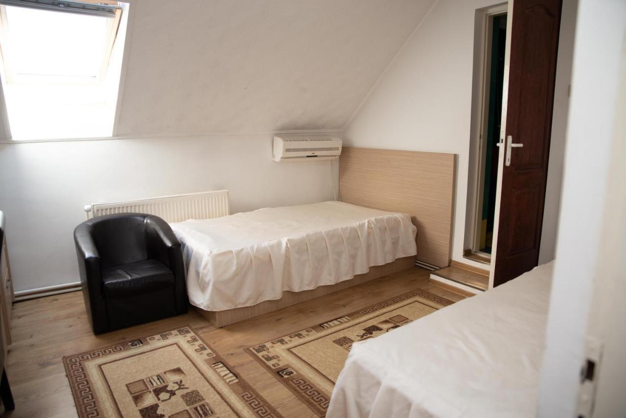 Motel Moara Veche Săcălăşeni Dış mekan fotoğraf