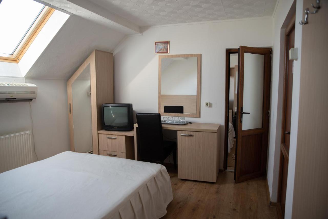 Motel Moara Veche Săcălăşeni Dış mekan fotoğraf