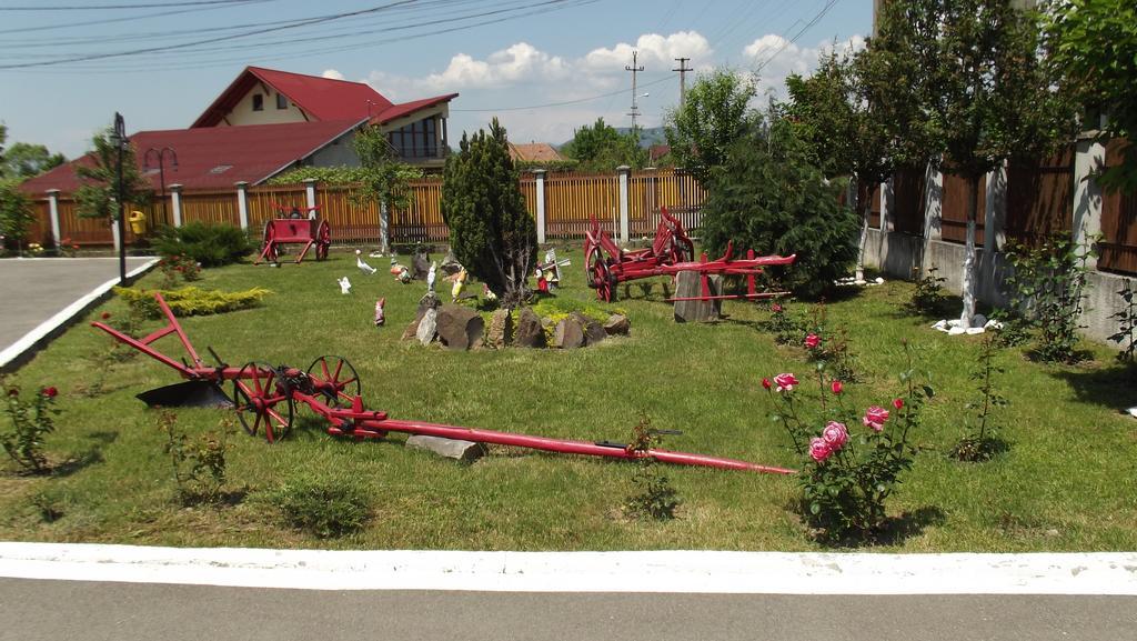 Motel Moara Veche Săcălăşeni Dış mekan fotoğraf